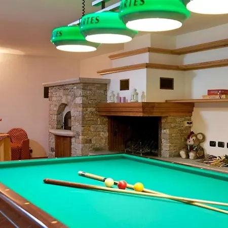 Vignola Sleeps 12 Pool Wifi Villa Pianello Del Lario